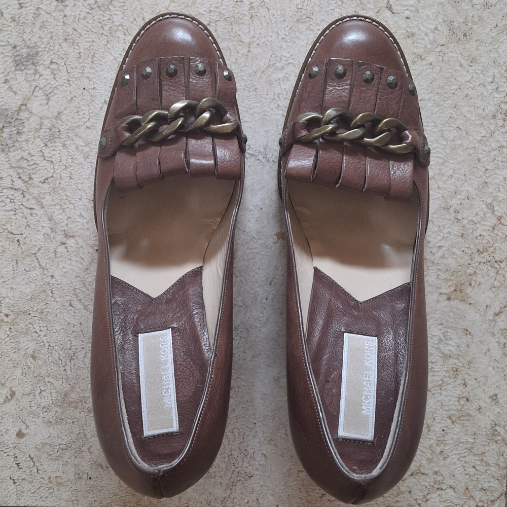 MICHAEL KORS "Jane" ITALIAN Cognac Brown Chain Accent Block Heel Loafers